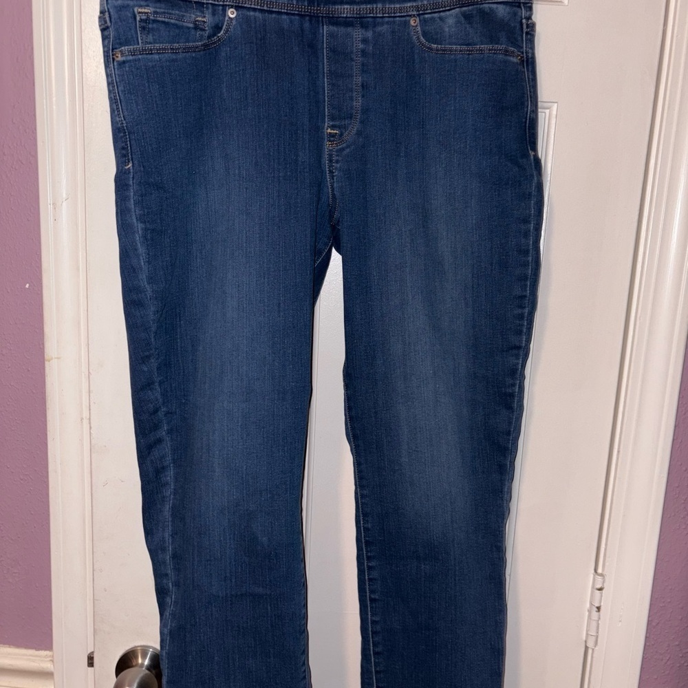Levi's Women's Straight Leg Blue Jeans